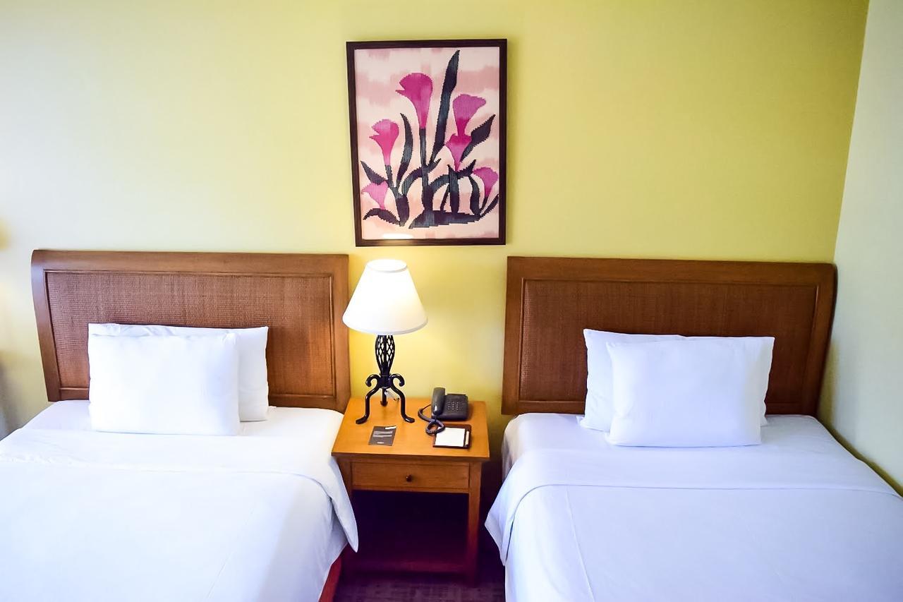 The Manor At Camp John Hay Hotel Baguio City Buitenkant foto